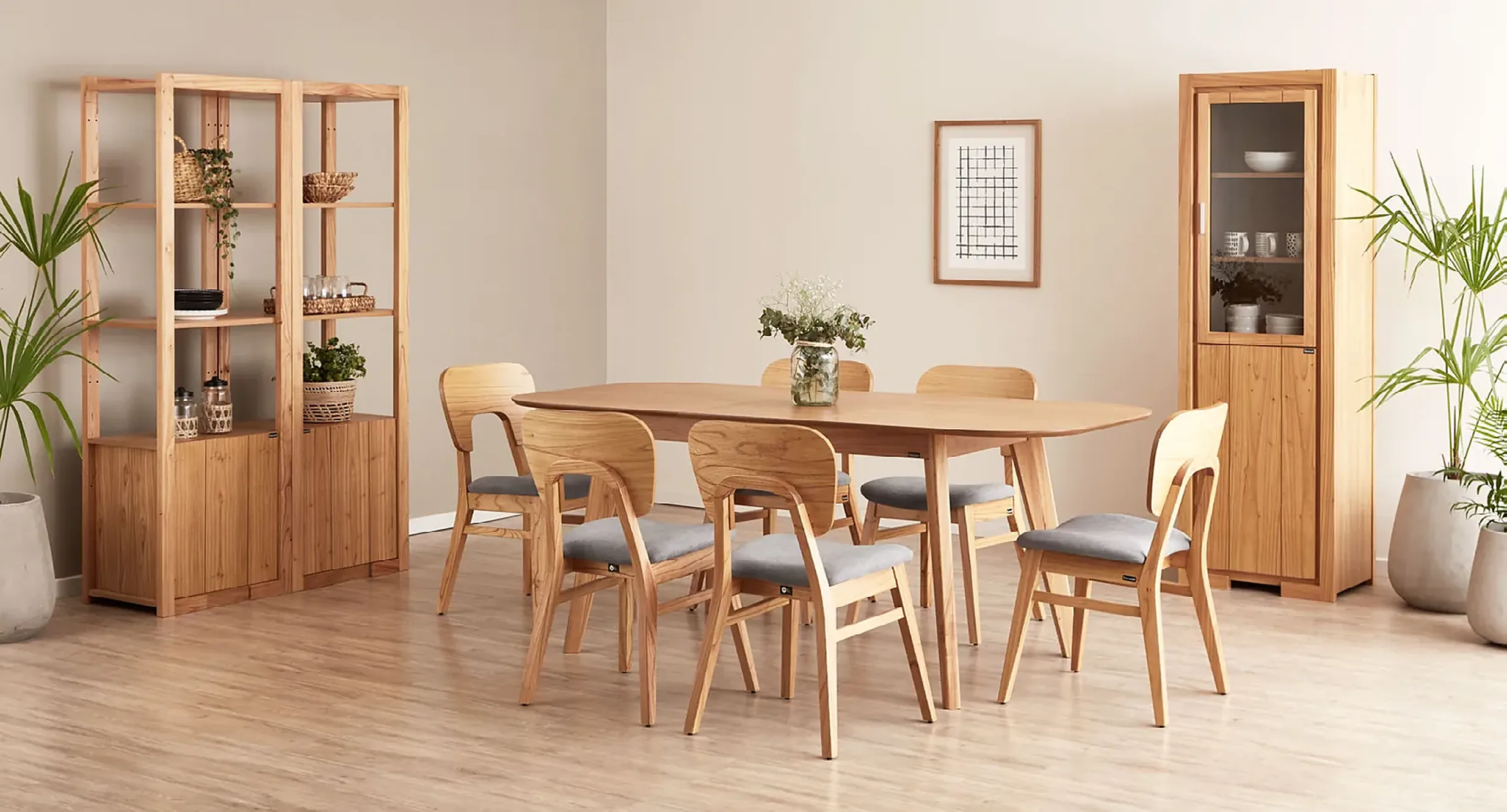 Comedor en madera maciza de paraíso